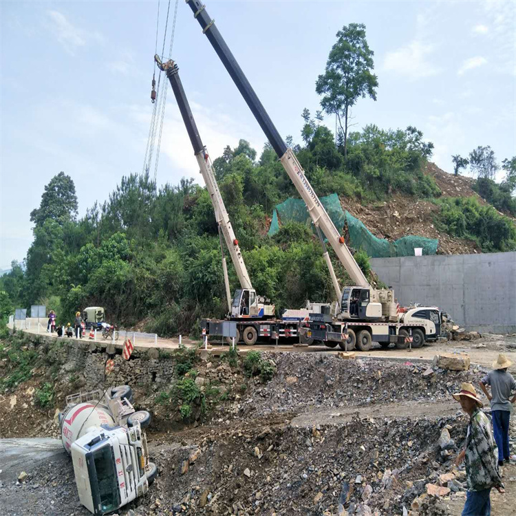 新乡新乡24小时应急道路救援吊装吊装现场实拍